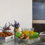 Beca's House * 波尔蒂芒